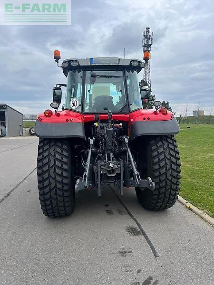 Massey Ferguson mf 6716 s dyna-vt efficient Efficient - Tracteur agricole: photos 5 Massey Ferguson mf 6716 s dyna-vt efficient Efficient - Tracteur agricole: photos 5