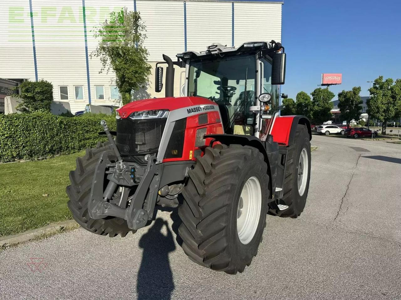 Massey Ferguson mf 8s.225 - Tracteur agricole: photos 1 Massey Ferguson mf 8s.225 - Tracteur agricole: photos 1