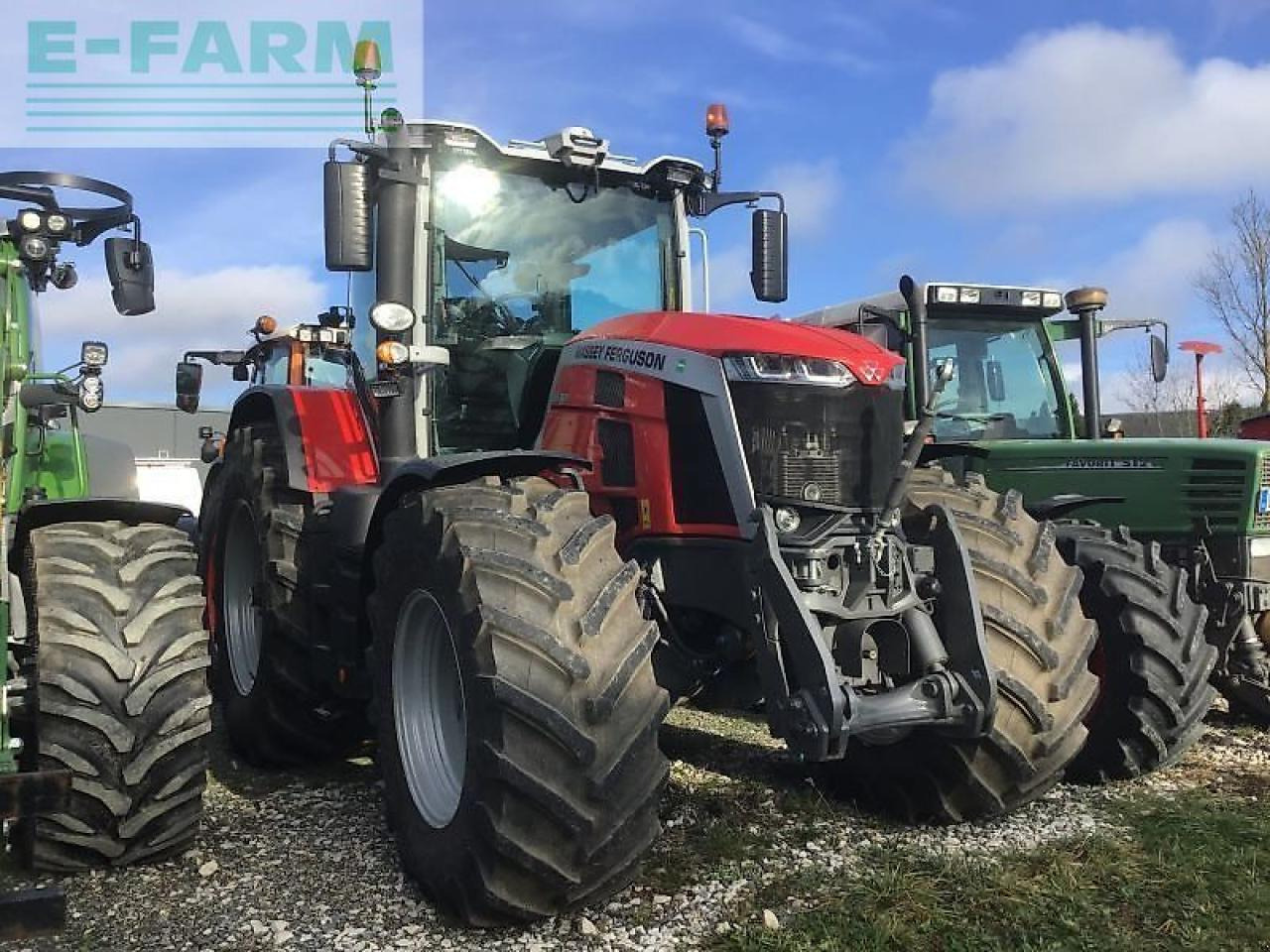 Massey Ferguson mf 8s.305 dyna-vt exclusive ma Exclusive - Tracteur agricole: photos 1 Massey Ferguson mf 8s.305 dyna-vt exclusive ma Exclusive - Tracteur agricole: photos 1