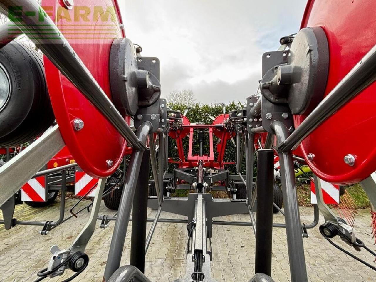 Massey Ferguson td 1310 x trc, wie neu ! - Faneuse: photos 5 Massey Ferguson td 1310 x trc, wie neu ! - Faneuse: photos 5