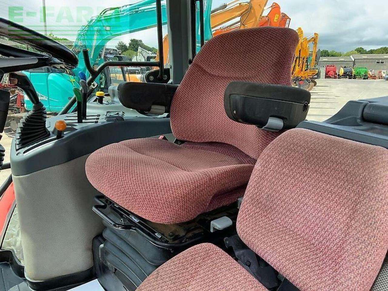 McCormick xtx 185 xtra speed tractor (st22693) - Tracteur agricole: photos 3 McCormick xtx 185 xtra speed tractor (st22693) - Tracteur agricole: photos 3