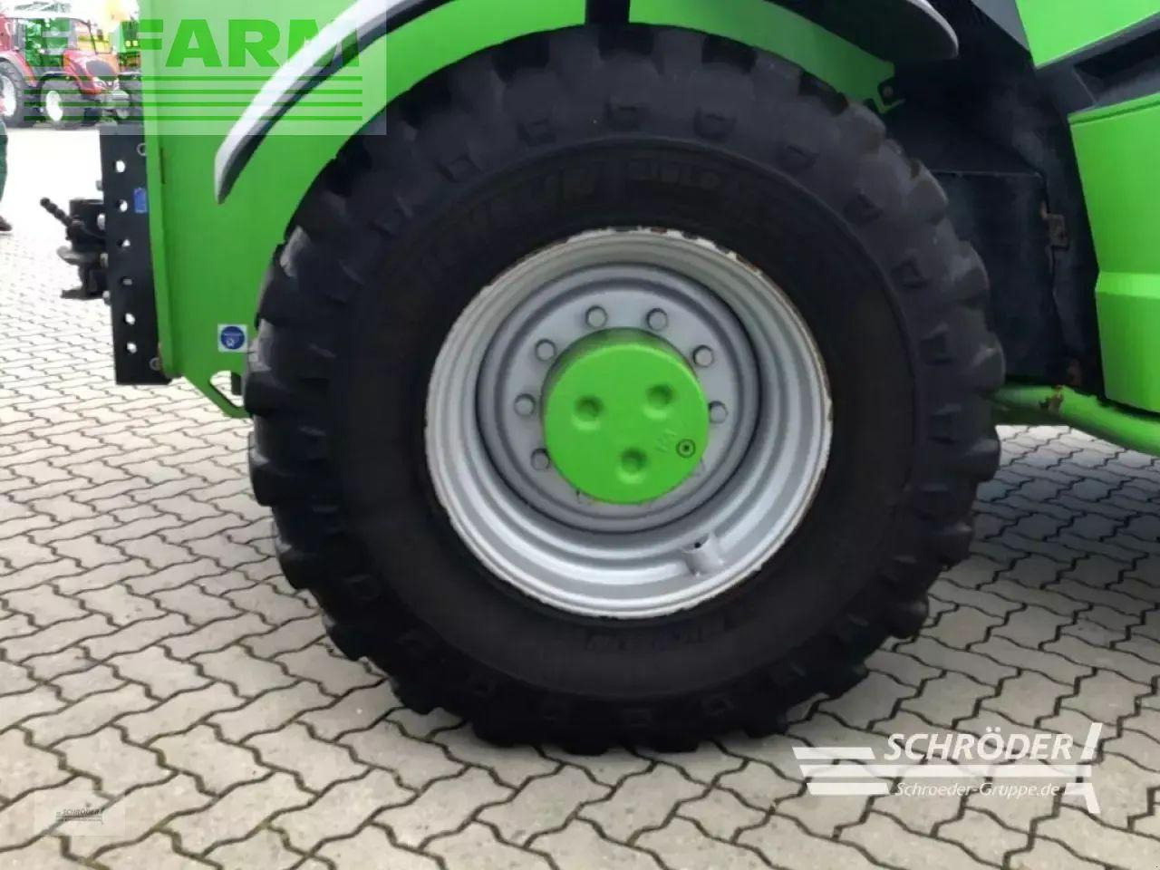 Merlo tf 65.9 t cs - 170 - Chariot télescopique: photos 5 Merlo tf 65.9 t cs - 170 - Chariot télescopique: photos 5