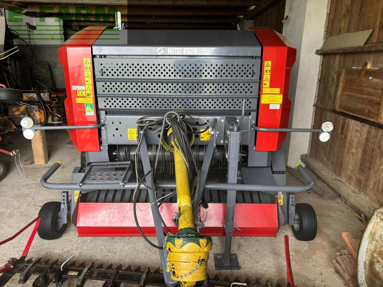 Metal-Fach Z562RN - Presse à balles cubiques: photos 1 Metal-Fach Z562RN - Presse à balles cubiques: photos 1