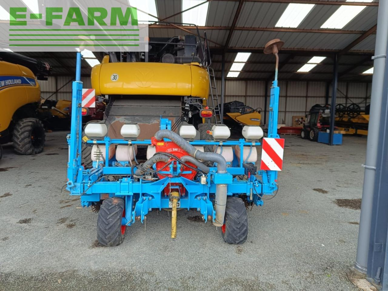 Monosem ng+4 7r - Semoir monograine: photos 4 Monosem ng+4 7r - Semoir monograine: photos 4