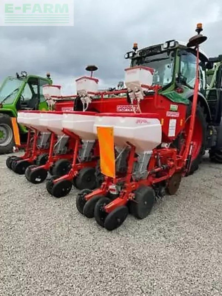 Mustang mte f6 - Semoir monograine: photos 1 Mustang mte f6 - Semoir monograine: photos 1