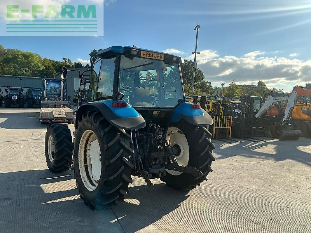 New Holland 7840 sle tractor (st24087) - Tracteur agricole: photos 4 New Holland 7840 sle tractor (st24087) - Tracteur agricole: photos 4