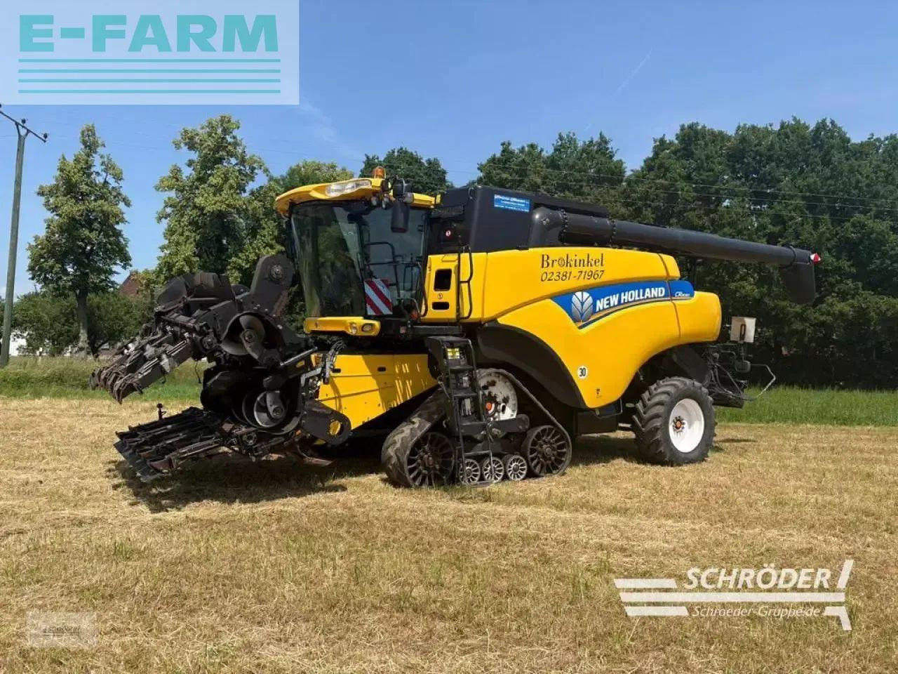 New Holland cr 8080 + schneidwerk + maispflücker - Moissonneuse-batteuse: photos 5 New Holland cr 8080 + schneidwerk + maispflücker - Moissonneuse-batteuse: photos 5