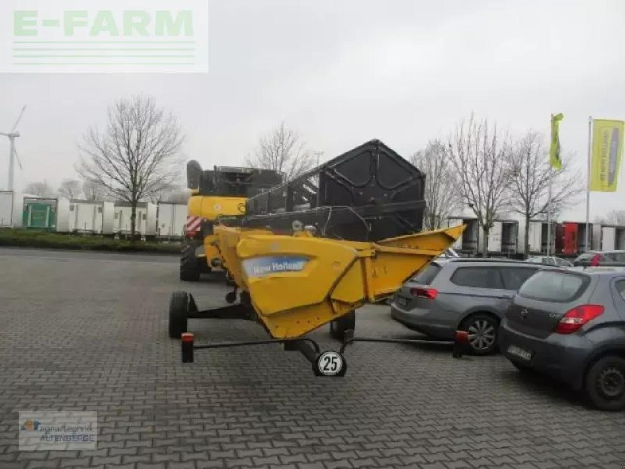 New Holland cr 9060 / cr9060 - Moissonneuse-batteuse: photos 4 New Holland cr 9060 / cr9060 - Moissonneuse-batteuse: photos 4