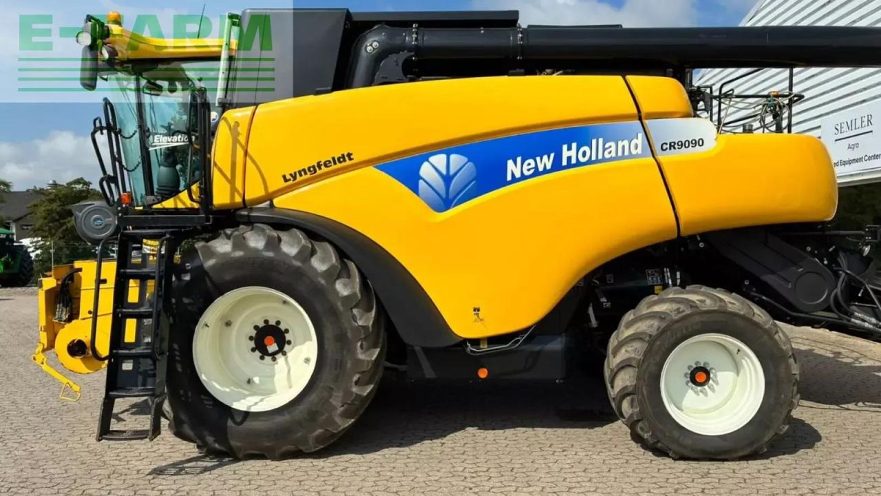 New Holland cr9090 cr9090 - Moissonneuse-batteuse: photos 3 New Holland cr9090 cr9090 - Moissonneuse-batteuse: photos 3