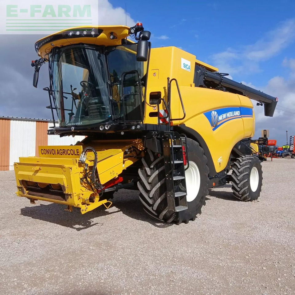 New Holland cx8.70 - Moissonneuse-batteuse: photos 1 New Holland cx8.70 - Moissonneuse-batteuse: photos 1