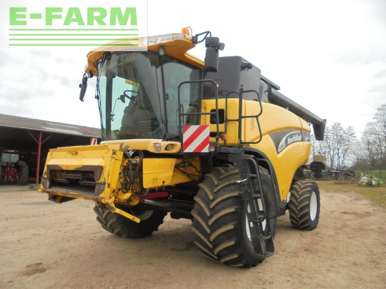 New Holland cx860sl - Moissonneuse-batteuse: photos 2 New Holland cx860sl - Moissonneuse-batteuse: photos 2