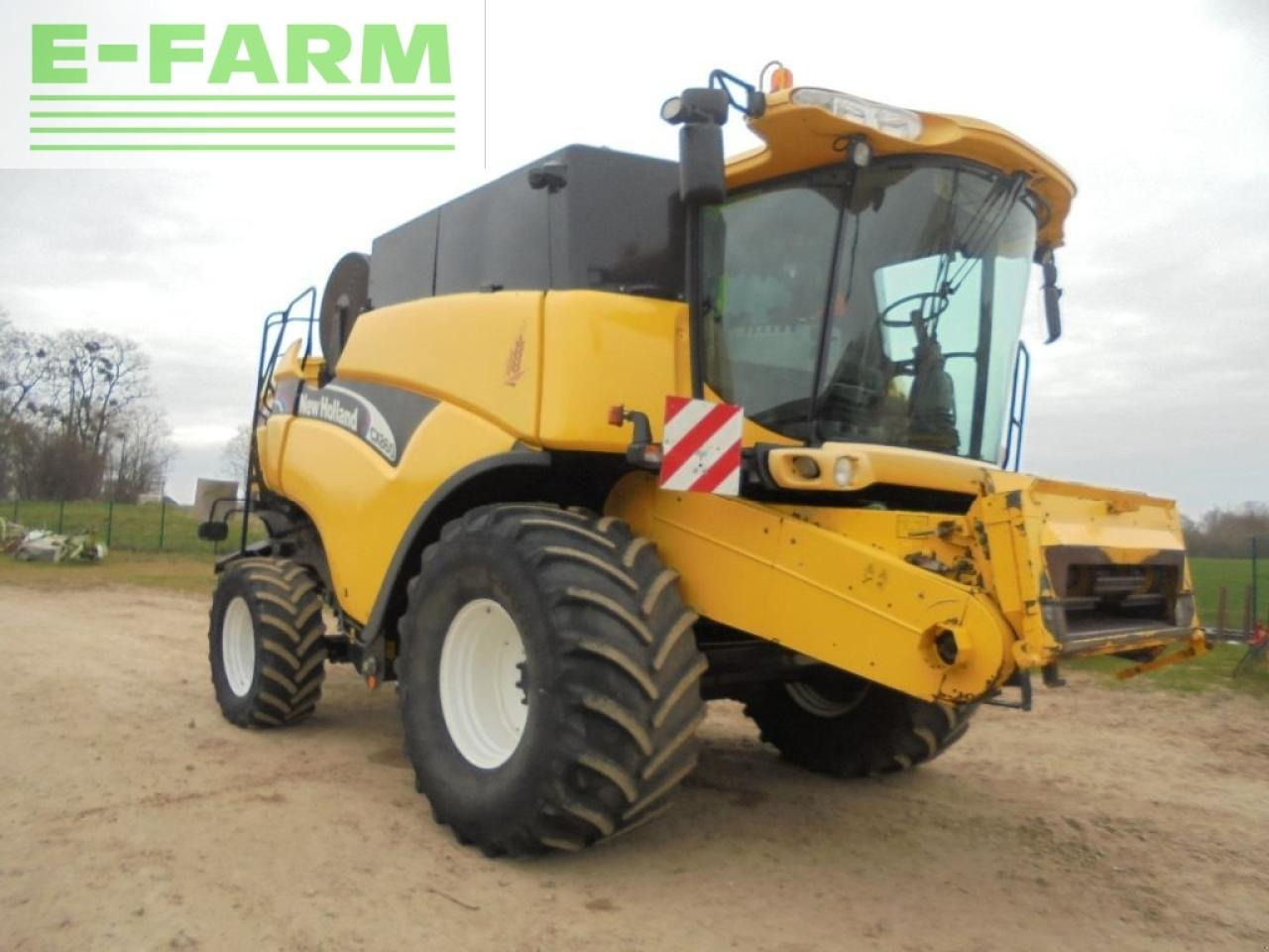 New Holland cx860sl - Moissonneuse-batteuse: photos 4 New Holland cx860sl - Moissonneuse-batteuse: photos 4