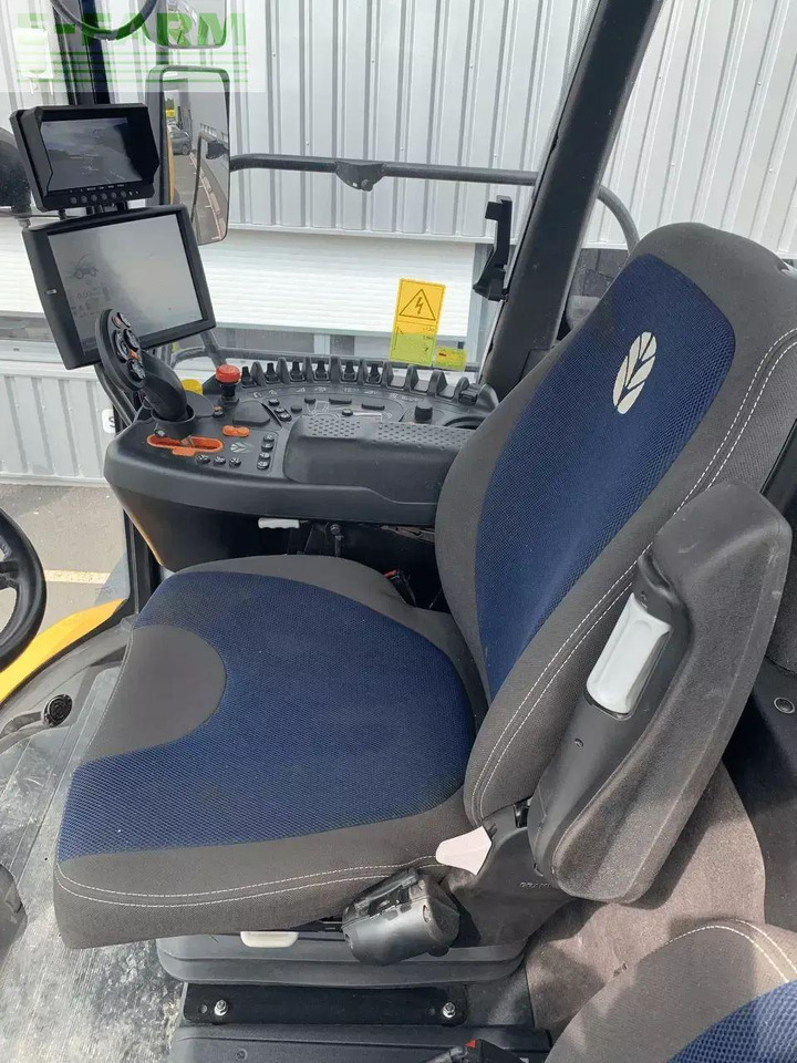 New Holland fr 480 - Ensileuse: photos 5 New Holland fr 480 - Ensileuse: photos 5