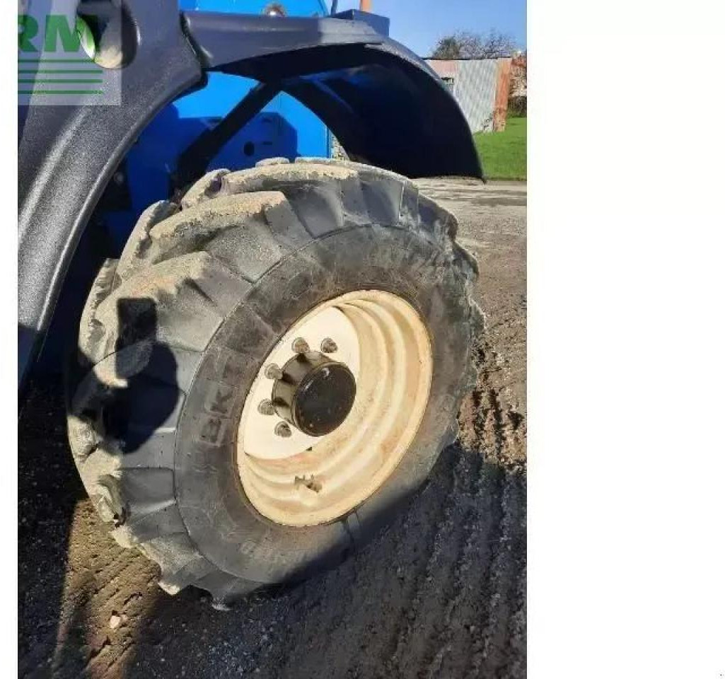 New Holland lm7-42 - Chariot télescopique: photos 4 New Holland lm7-42 - Chariot télescopique: photos 4