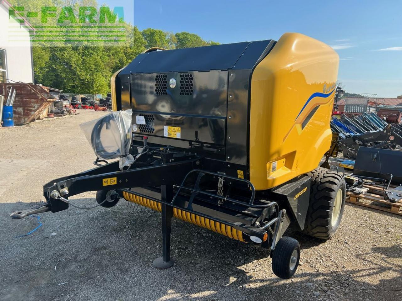 New Holland roll-bar 125 rotor cutter - Presse à balles cubiques: photos 3 New Holland roll-bar 125 rotor cutter - Presse à balles cubiques: photos 3