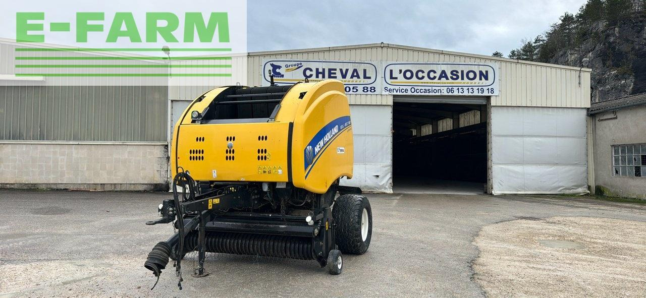 New Holland roll belt 180 superfeed - Presse à balles cubiques: photos 1 New Holland roll belt 180 superfeed - Presse à balles cubiques: photos 1