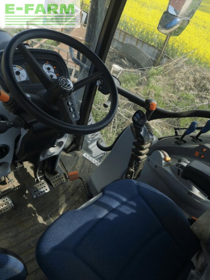 New Holland t 5.110 ec EC - Tracteur agricole: photos 3 New Holland t 5.110 ec EC - Tracteur agricole: photos 3