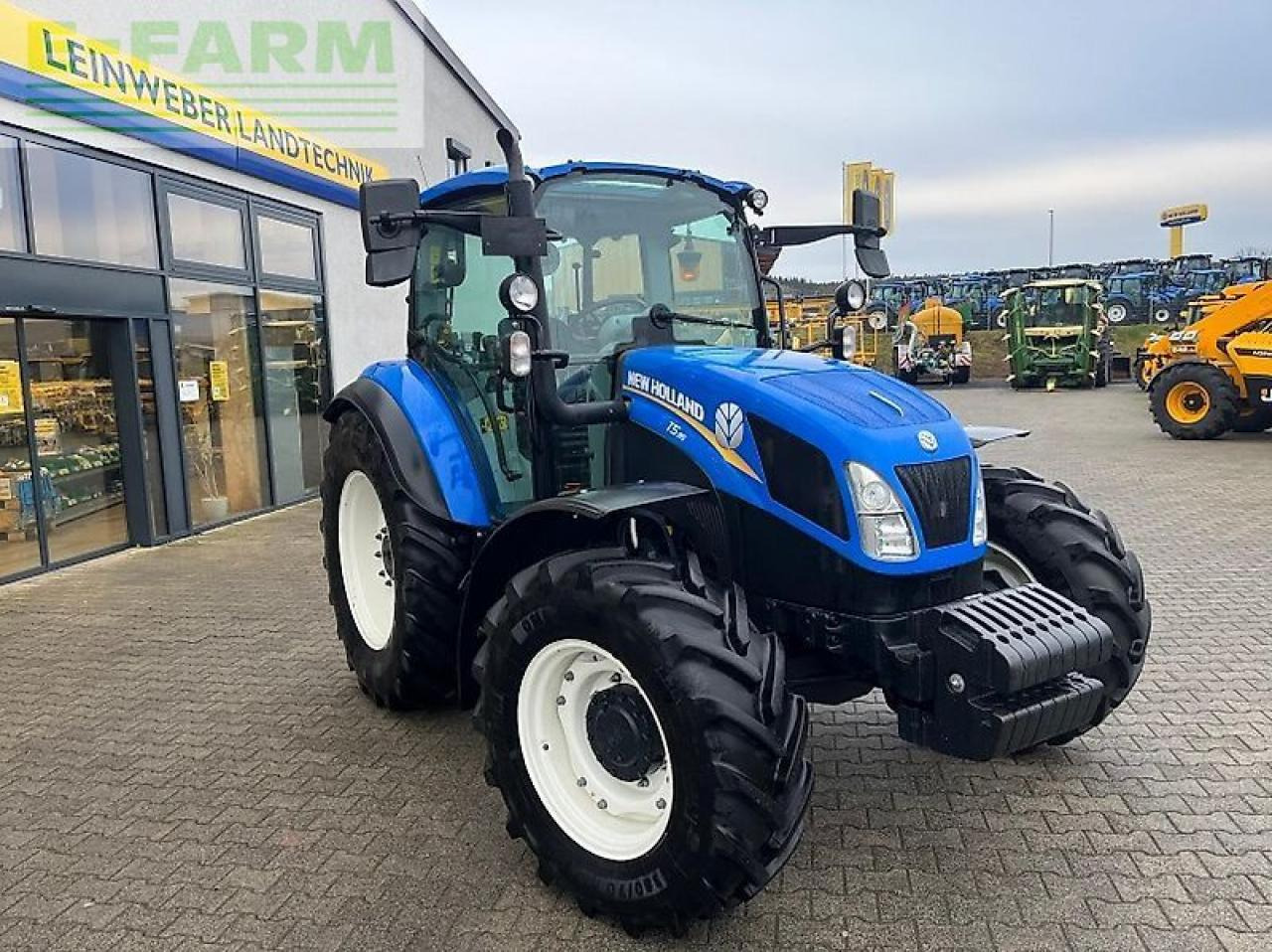 New Holland t 5.95 - Tracteur agricole: photos 2 New Holland t 5.95 - Tracteur agricole: photos 2
