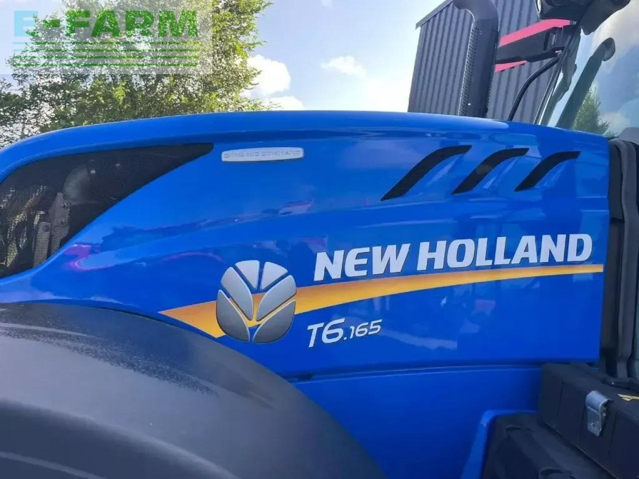 New Holland t 6.165 - Tracteur agricole: photos 2 New Holland t 6.165 - Tracteur agricole: photos 2