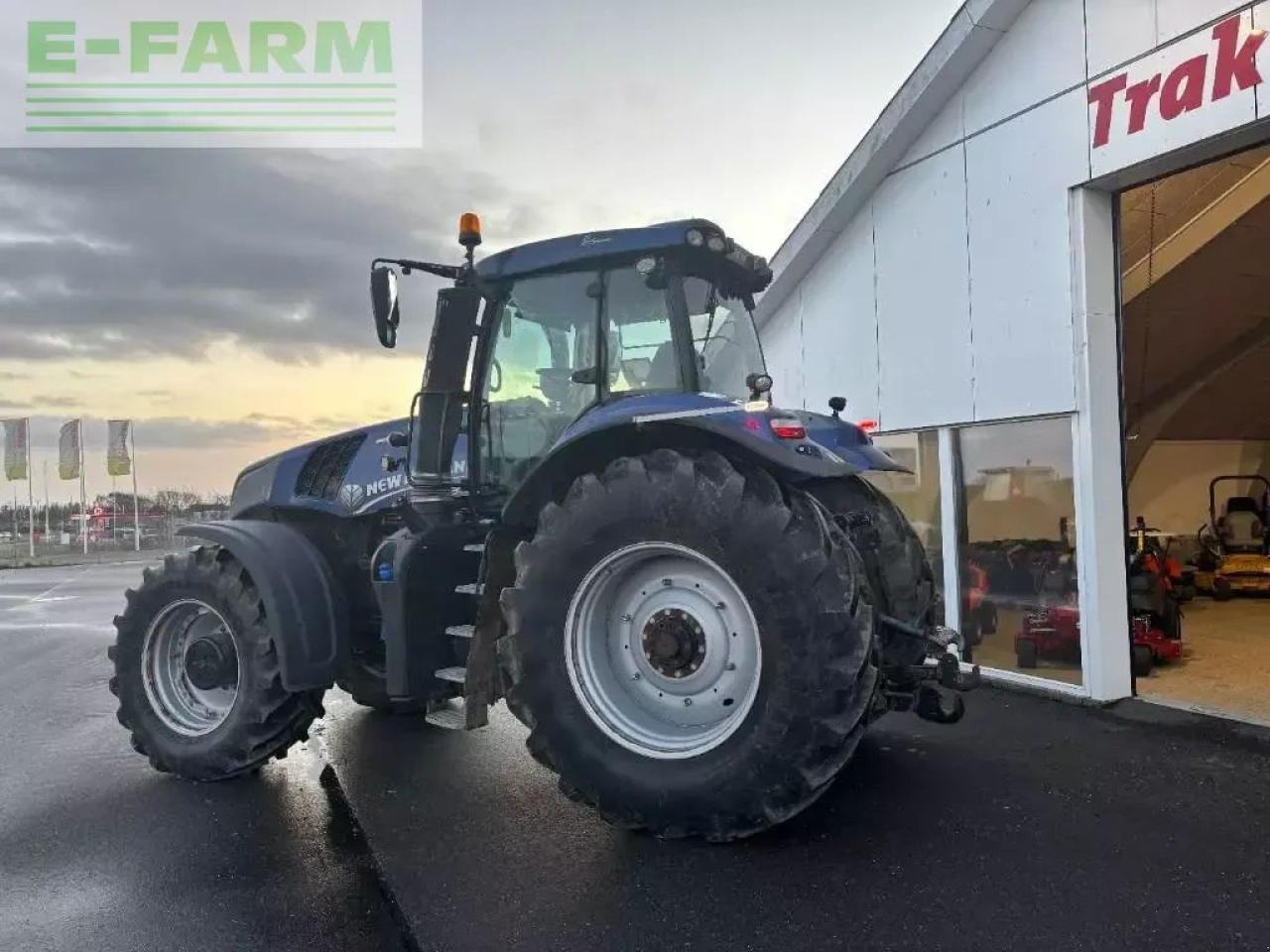 New Holland t 8.410 - Tracteur agricole: photos 2 New Holland t 8.410 - Tracteur agricole: photos 2