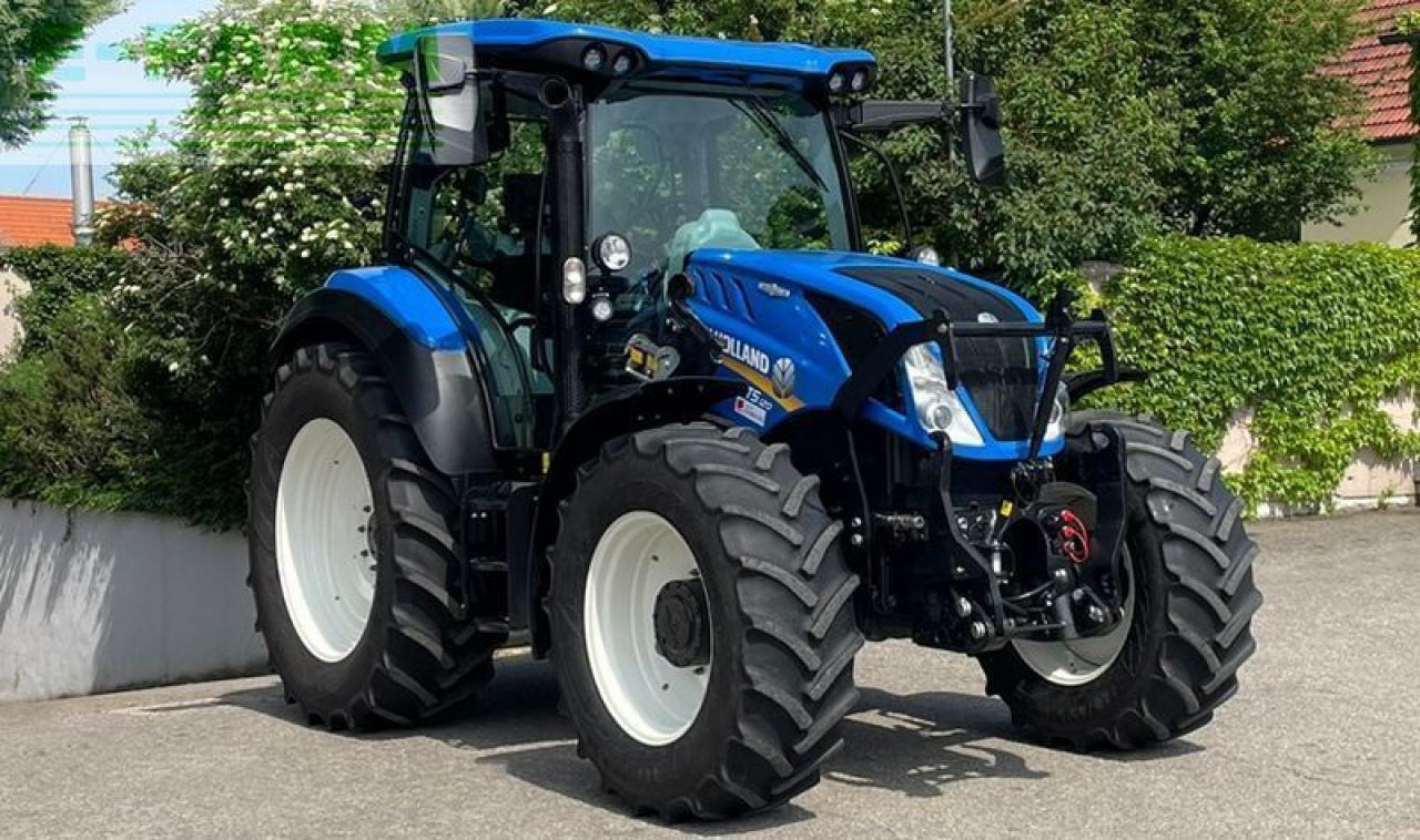 New Holland t5.120 auto command (stage v) - Tracteur agricole: photos 3 New Holland t5.120 auto command (stage v) - Tracteur agricole: photos 3