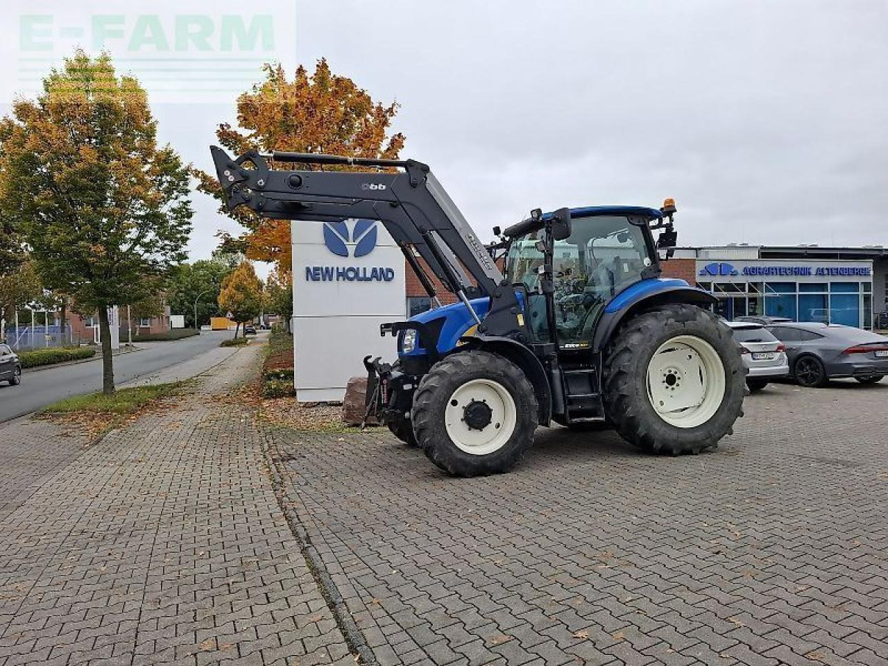 New Holland t6020 elite - Tracteur agricole: photos 2 New Holland t6020 elite - Tracteur agricole: photos 2