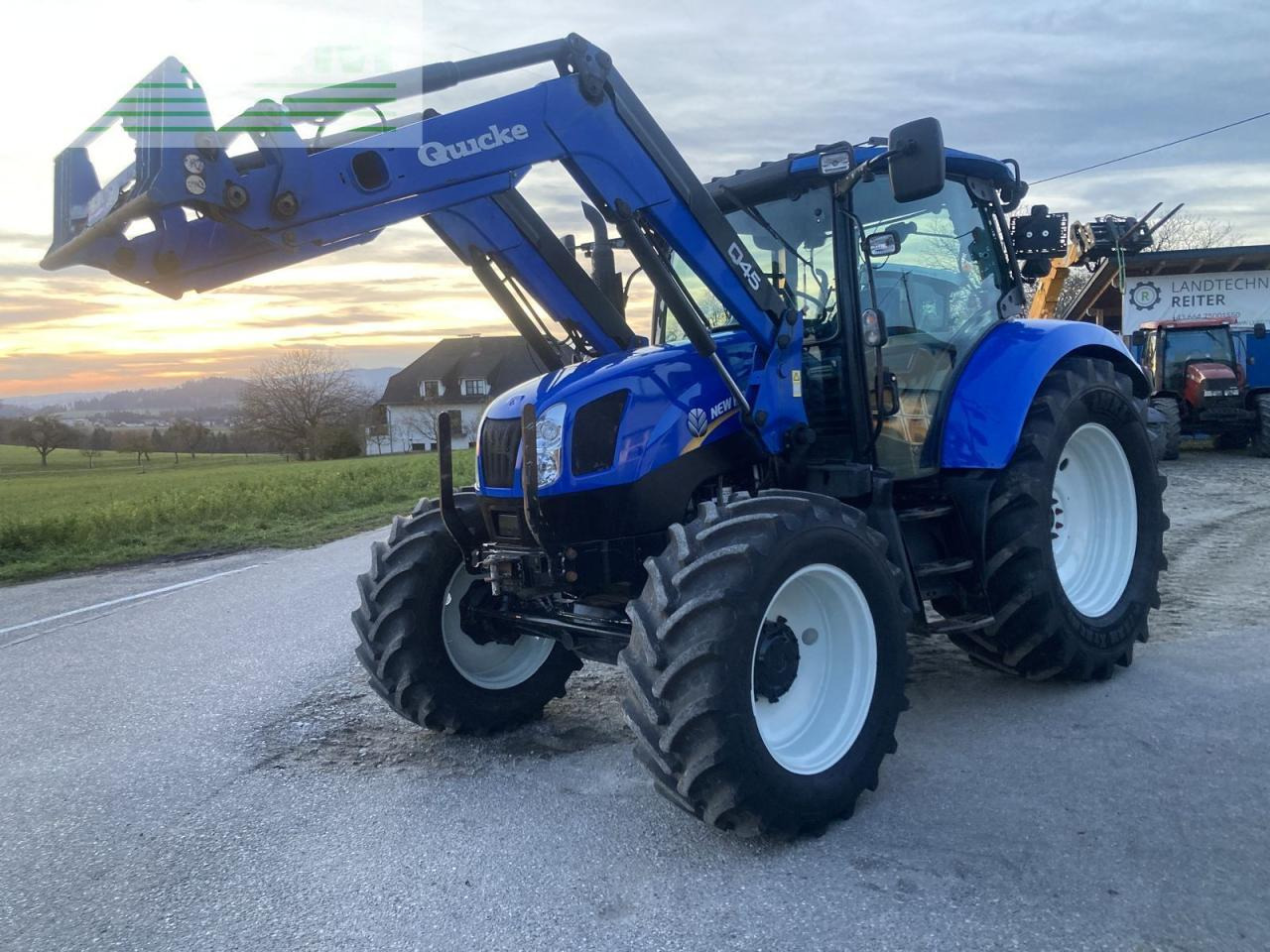 New Holland t6020 elite Elite - Tracteur agricole: photos 3 New Holland t6020 elite Elite - Tracteur agricole: photos 3