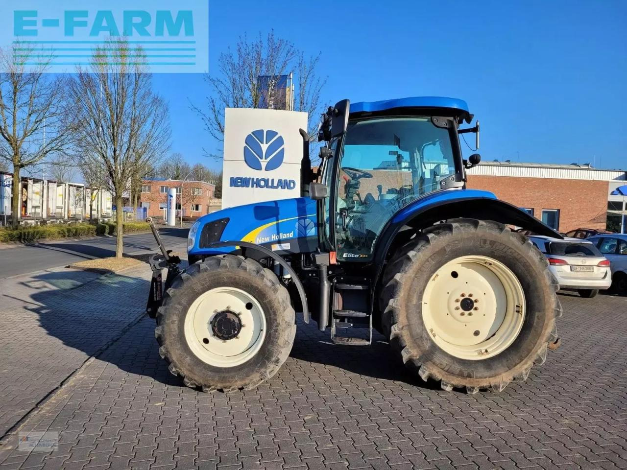 New Holland t6020 elite Elite - Tracteur agricole: photos 1 New Holland t6020 elite Elite - Tracteur agricole: photos 1