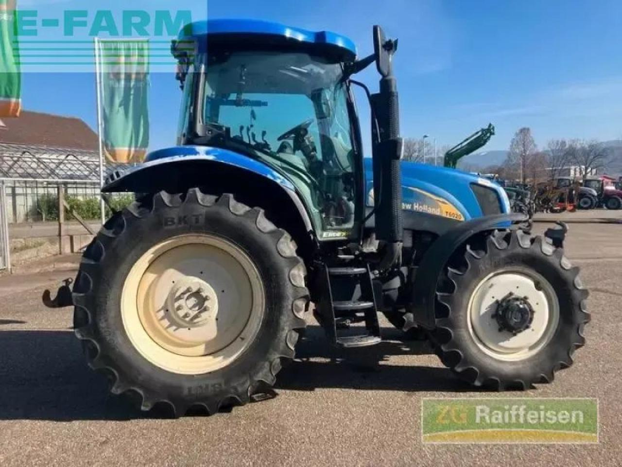 New Holland t6020 elite Elite - Tracteur agricole: photos 4 New Holland t6020 elite Elite - Tracteur agricole: photos 4