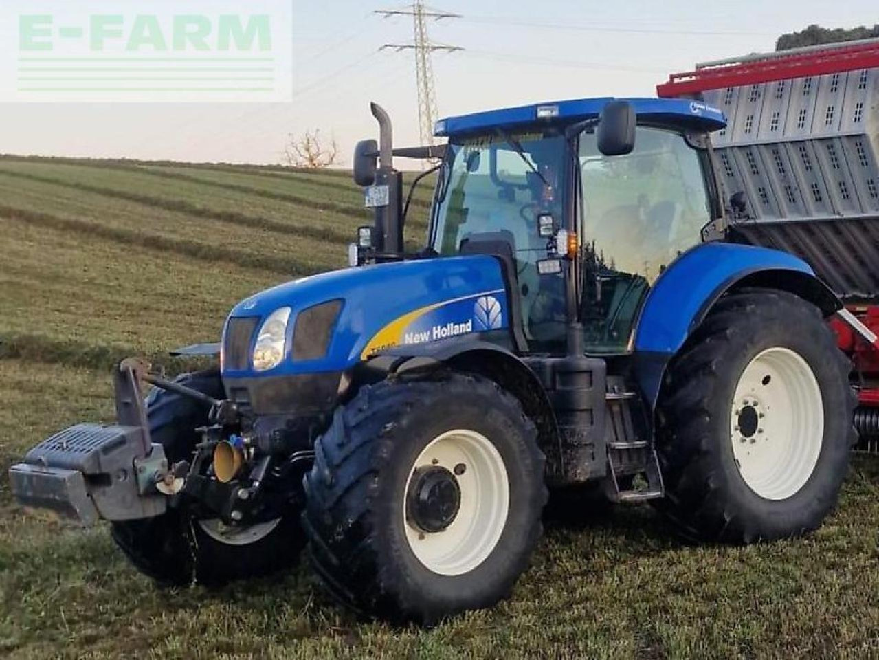 New Holland t6080 traktor gebraucht bj 2009, 8.200 h - Tracteur agricole: photos 1 New Holland t6080 traktor gebraucht bj 2009, 8.200 h - Tracteur agricole: photos 1