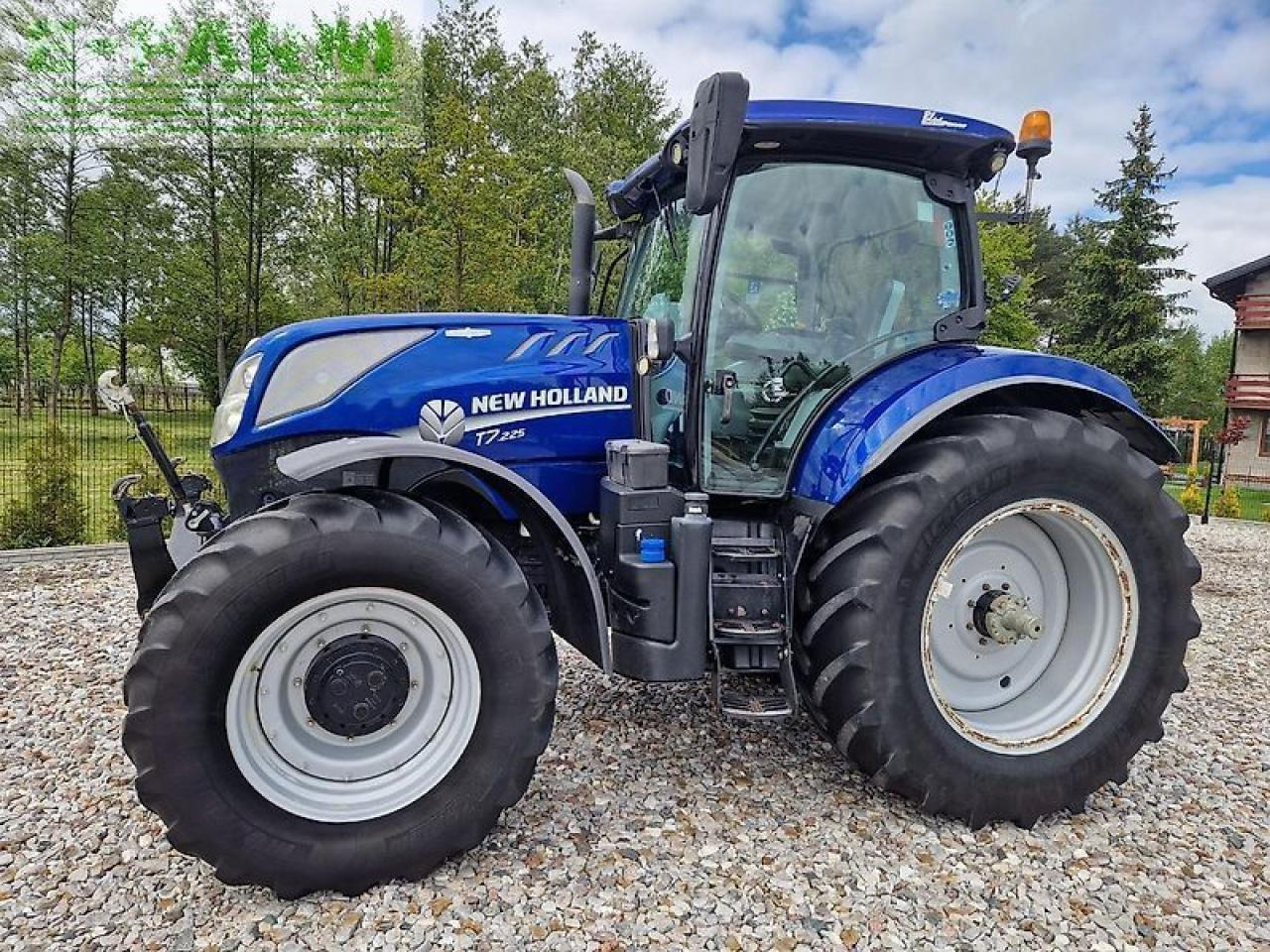 New Holland t7.225 autocommand blue power - Tracteur agricole: photos 3 New Holland t7.225 autocommand blue power - Tracteur agricole: photos 3