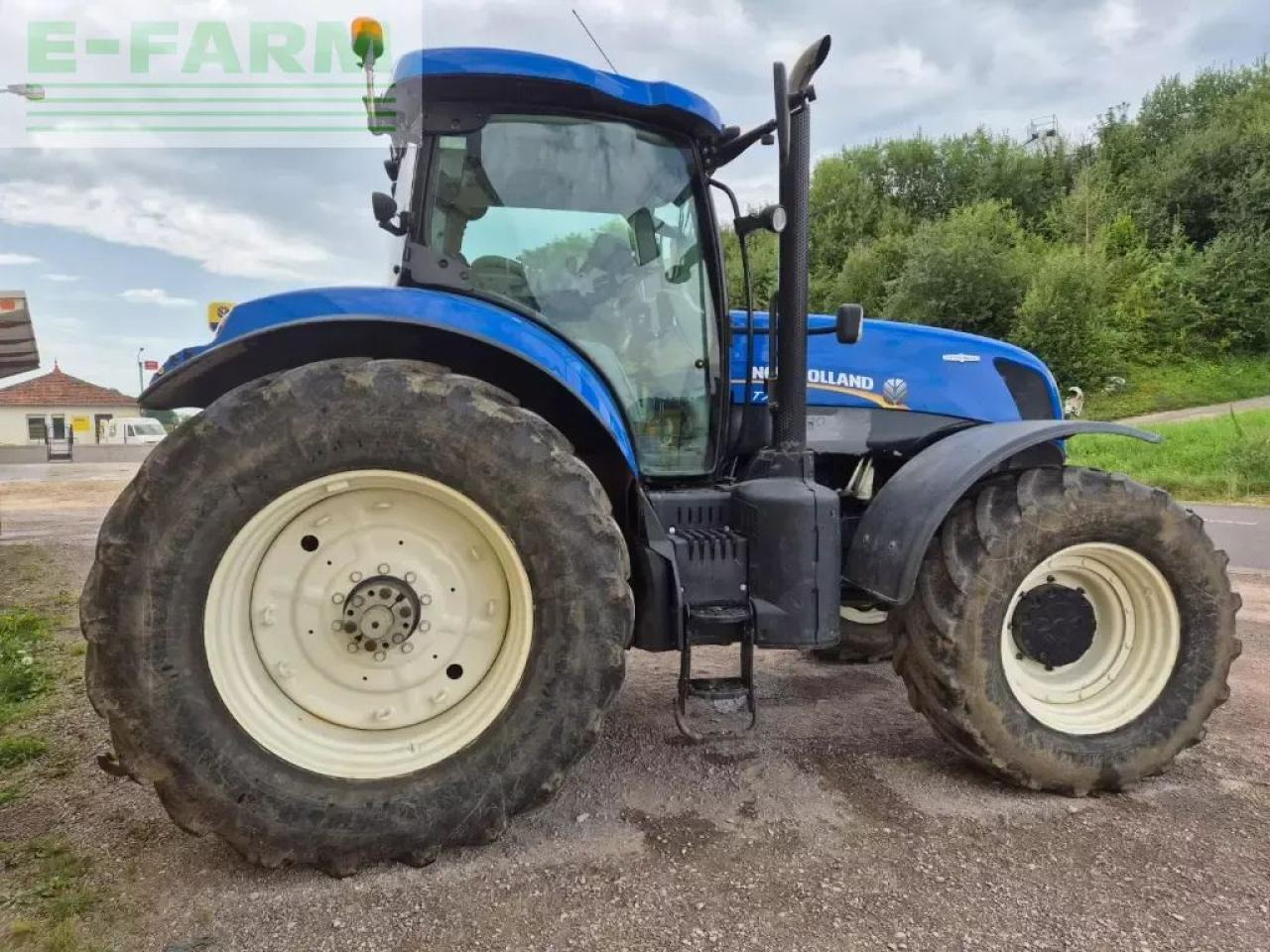 New Holland t7.250 ac - Tracteur agricole: photos 3 New Holland t7.250 ac - Tracteur agricole: photos 3