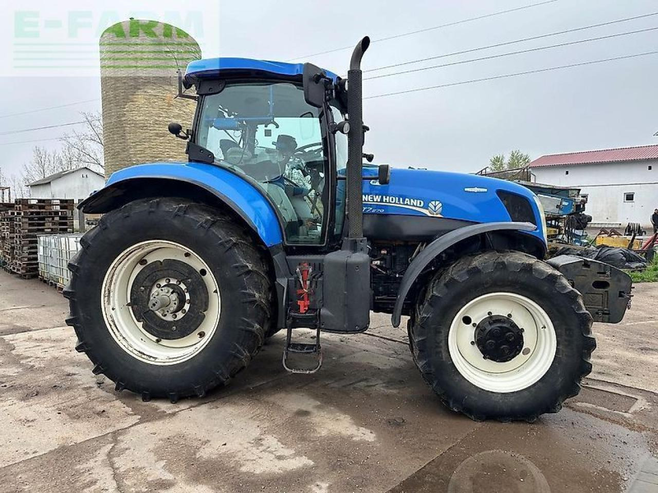New Holland t7.270 - Tracteur agricole: photos 4 New Holland t7.270 - Tracteur agricole: photos 4
