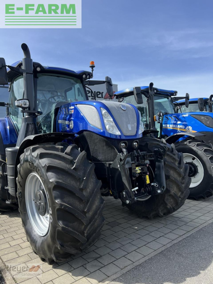 New Holland t7.300 blue power - Tracteur agricole: photos 2 New Holland t7.300 blue power - Tracteur agricole: photos 2