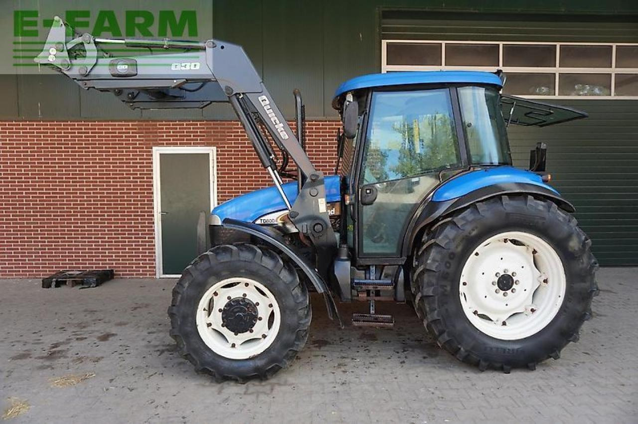 New Holland td80d mit quicke frontlader D - Tracteur agricole: photos 4 New Holland td80d mit quicke frontlader D - Tracteur agricole: photos 4