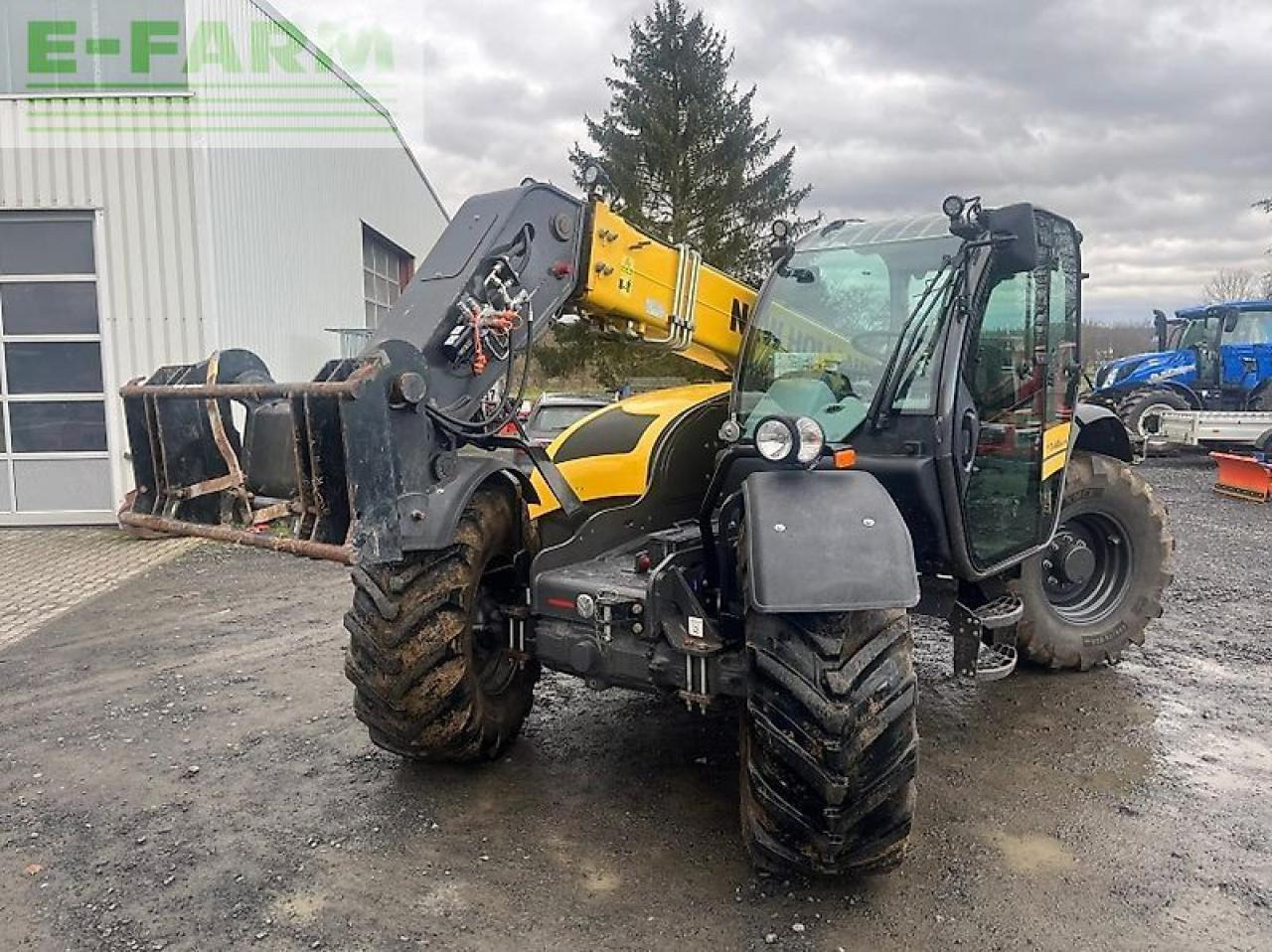 New Holland th 7.42 elite - Chariot télescopique: photos 1 New Holland th 7.42 elite - Chariot télescopique: photos 1