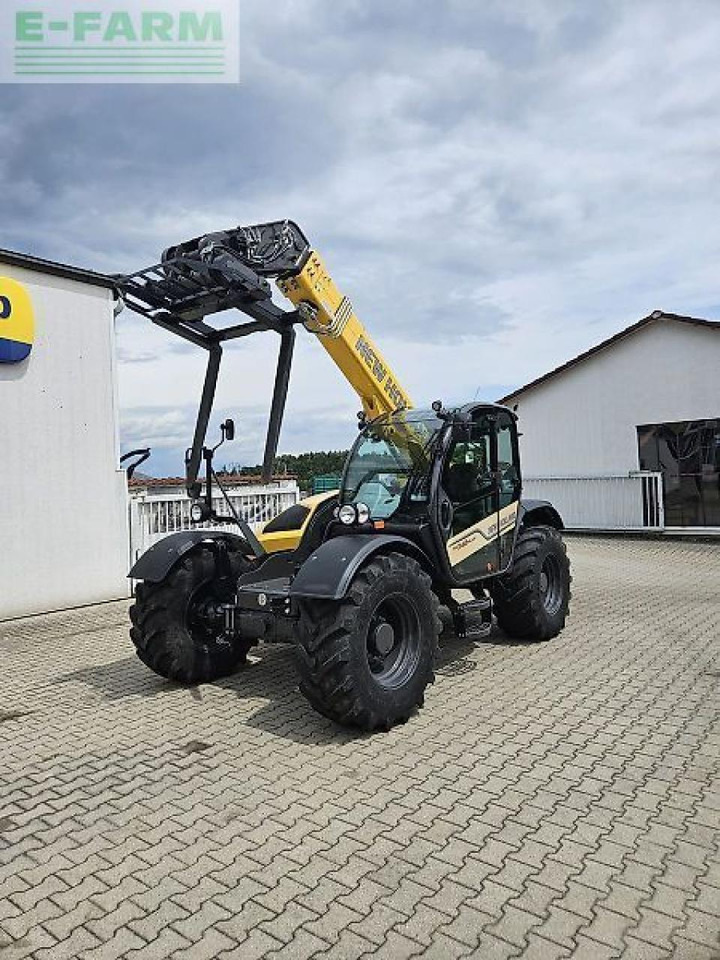 New Holland th 7.42 plus - Chariot télescopique: photos 2 New Holland th 7.42 plus - Chariot télescopique: photos 2