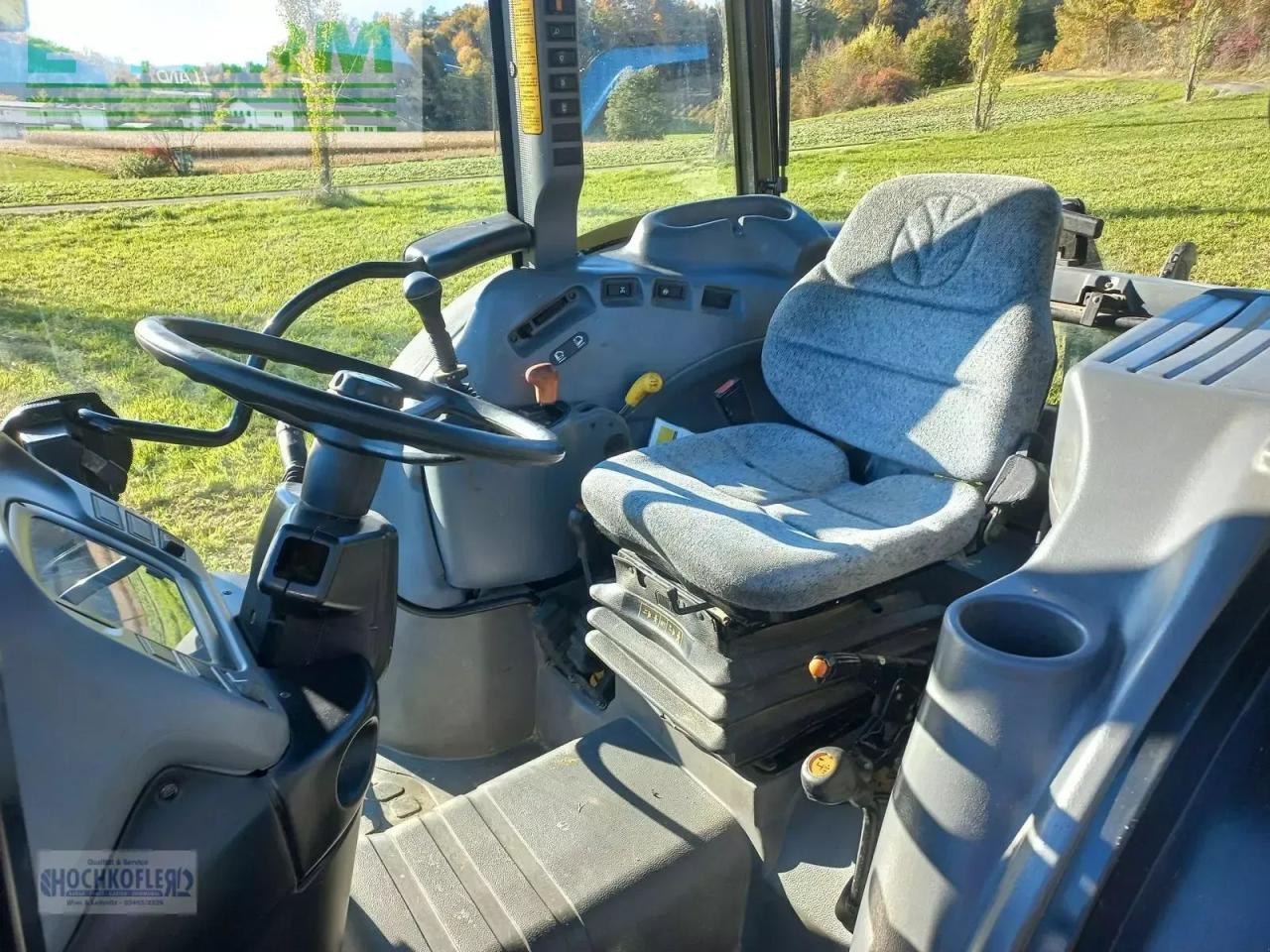 New Holland tn-d 70 a D - Tracteur agricole: photos 4 New Holland tn-d 70 a D - Tracteur agricole: photos 4