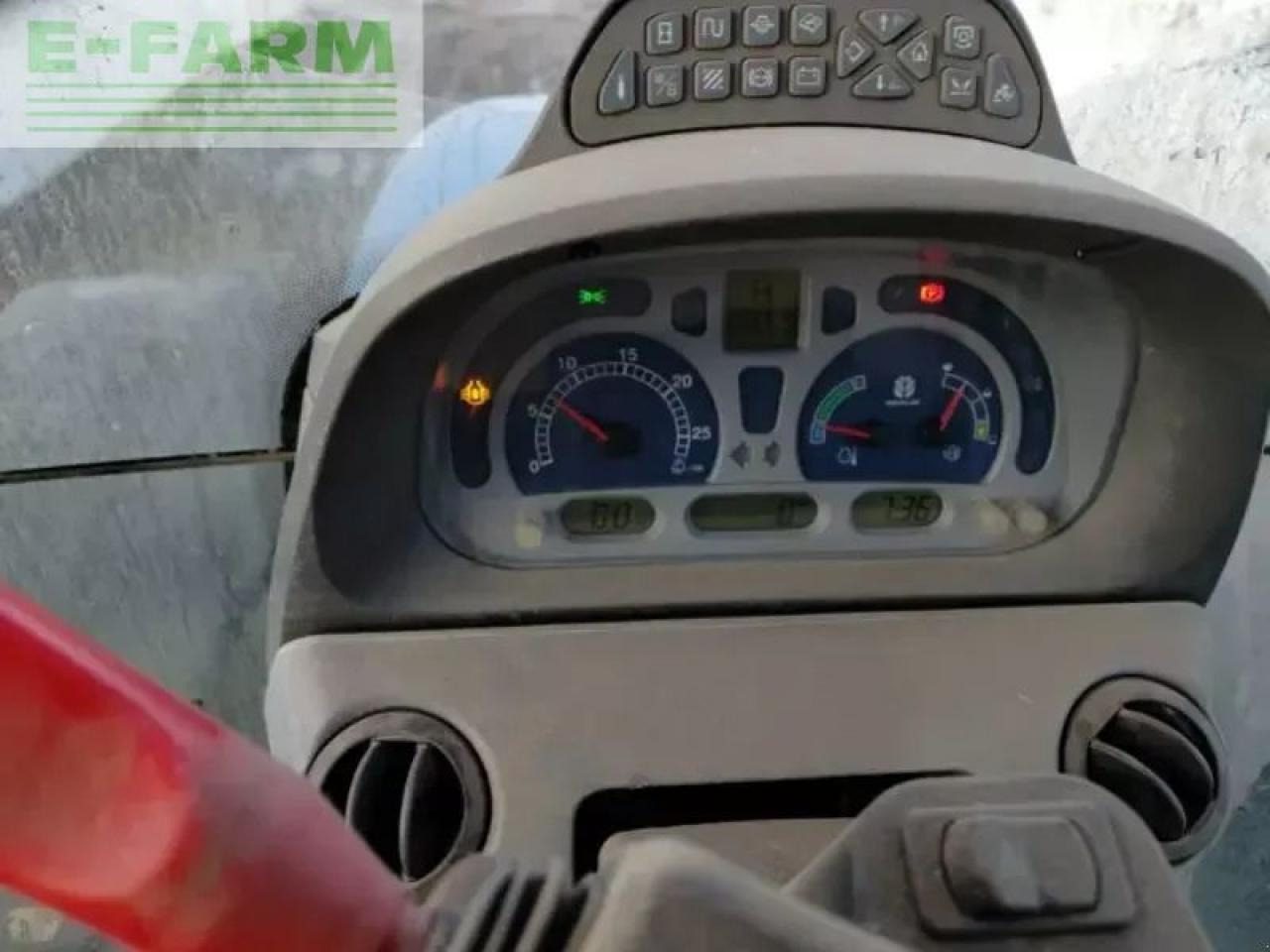 New Holland tsa 125 - Tracteur agricole: photos 3 New Holland tsa 125 - Tracteur agricole: photos 3