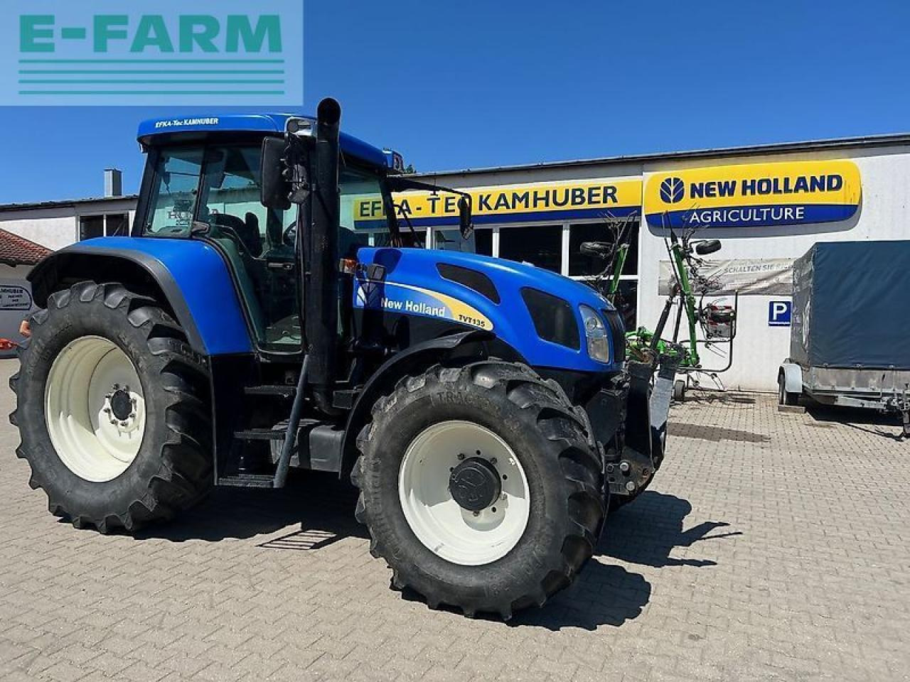 New Holland tvt 135 - Tracteur agricole: photos 5 New Holland tvt 135 - Tracteur agricole: photos 5