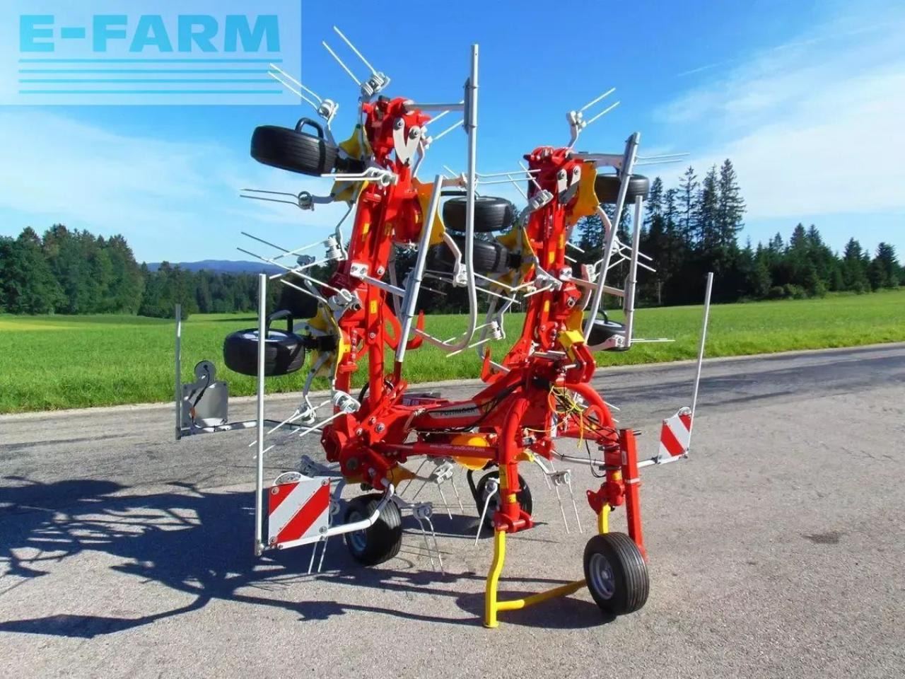 Pöttinger hit 8.81 - Faneuse: photos 2 Pöttinger hit 8.81 - Faneuse: photos 2