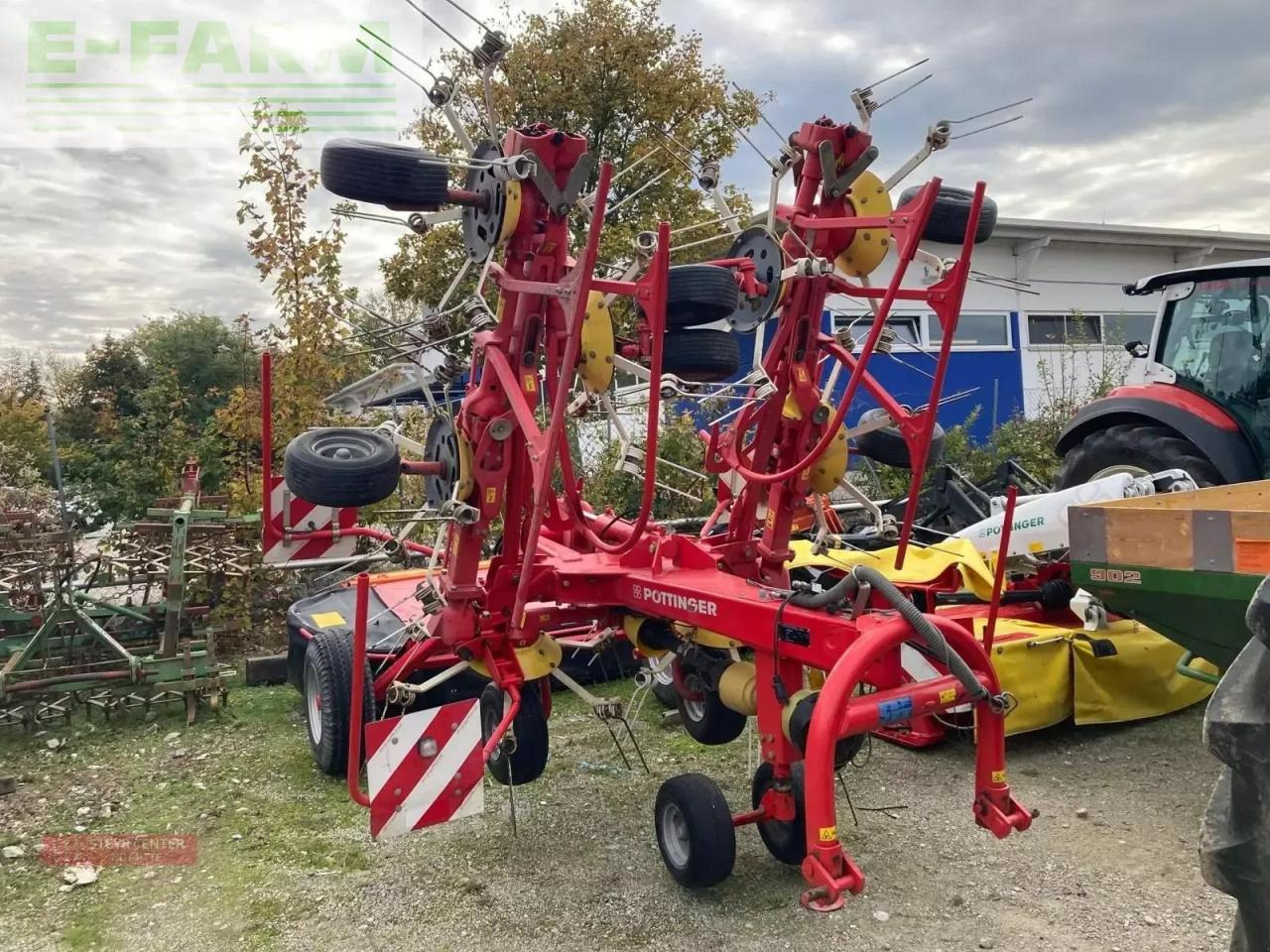 Pöttinger hit 910 az - Faneuse: photos 1 Pöttinger hit 910 az - Faneuse: photos 1