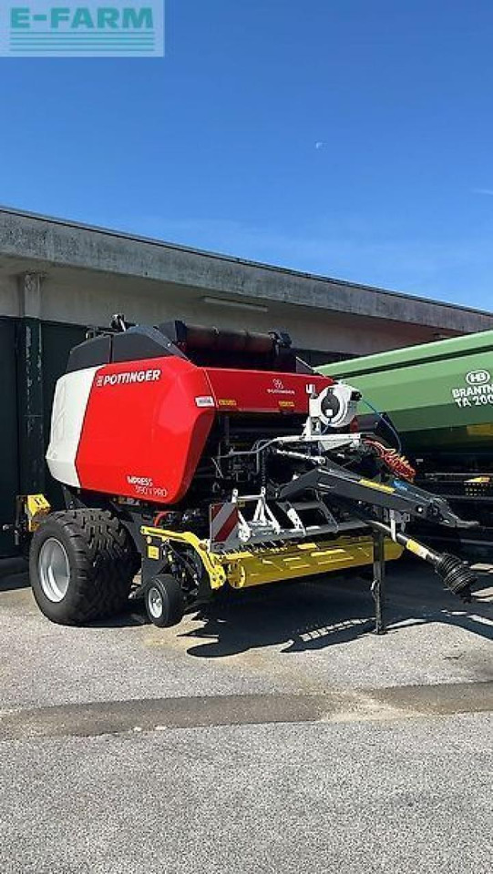 Pöttinger impress 3190 v pro - Presse à balles cubiques: photos 1 Pöttinger impress 3190 v pro - Presse à balles cubiques: photos 1