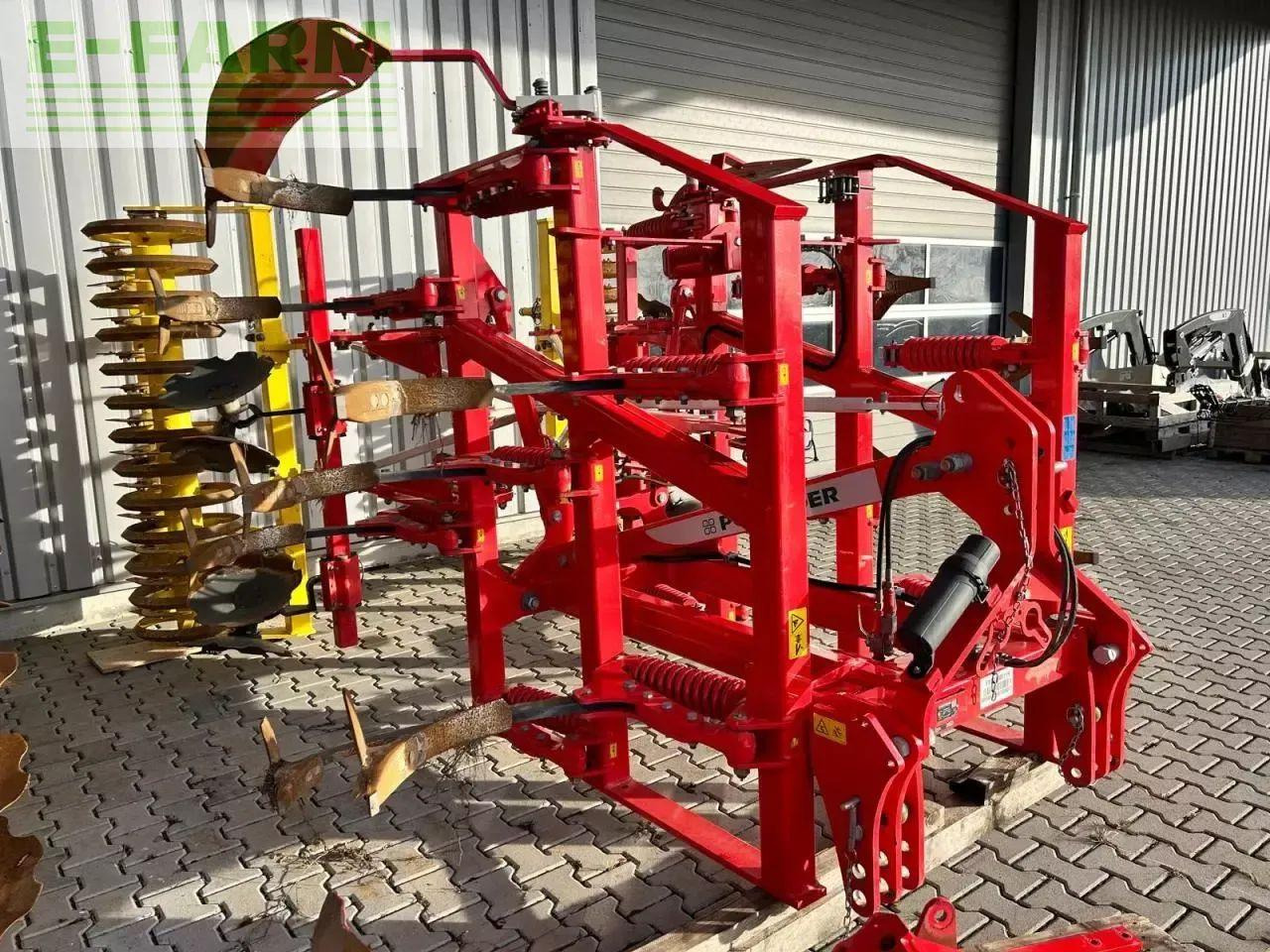 Pöttinger synkro 4030 k nova - Bineuse: photos 3 Pöttinger synkro 4030 k nova - Bineuse: photos 3