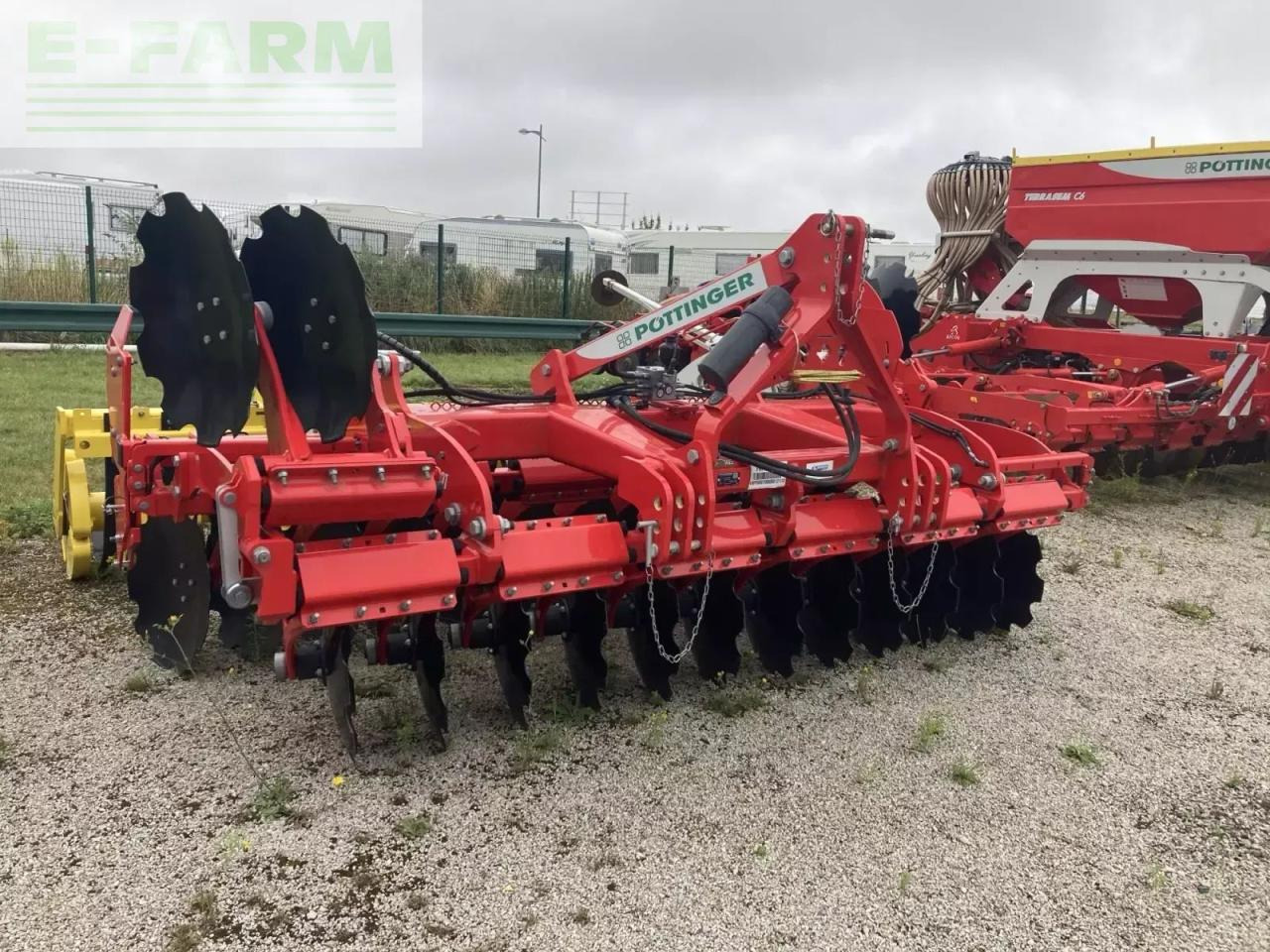 Pöttinger terradisc 3501 - Bineuse: photos 2 Pöttinger terradisc 3501 - Bineuse: photos 2