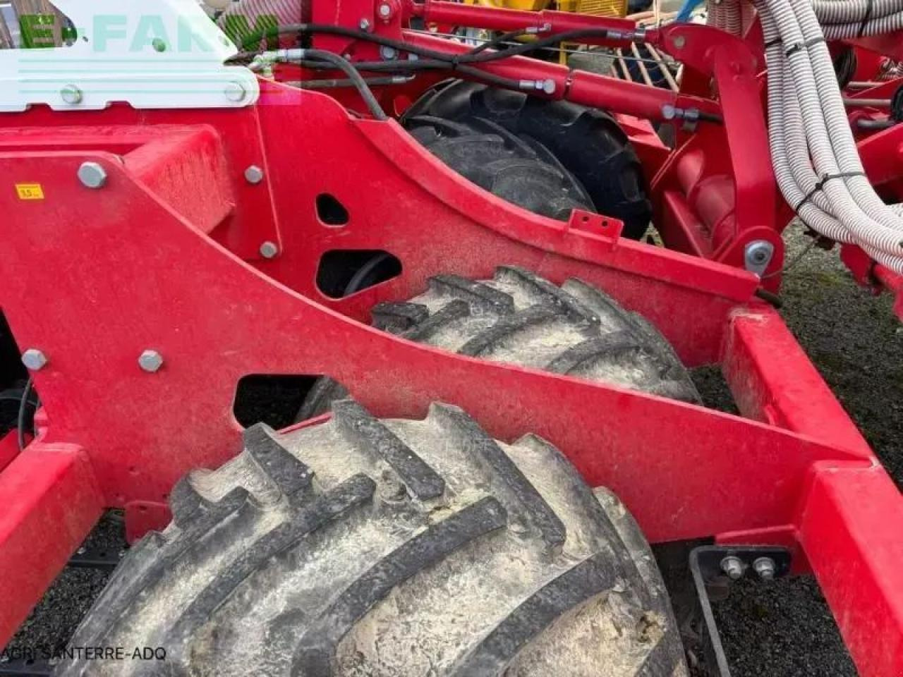 Pöttinger terrasem 3000 d - Semoir monograine: photos 5 Pöttinger terrasem 3000 d - Semoir monograine: photos 5