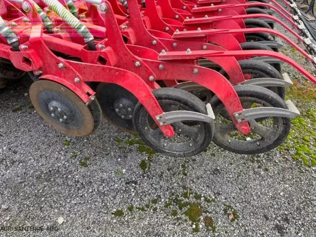 Pöttinger terrasem 3000 d - Semoir monograine: photos 4 Pöttinger terrasem 3000 d - Semoir monograine: photos 4