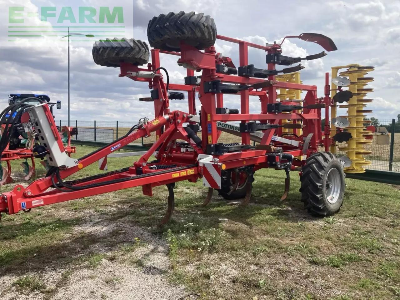 Pöttinger terria 5030 - Bineuse: photos 1 Pöttinger terria 5030 - Bineuse: photos 1