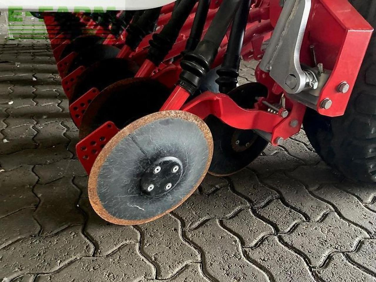 Pöttinger vitasem 3000 - Semoir: photos 4 Pöttinger vitasem 3000 - Semoir: photos 4