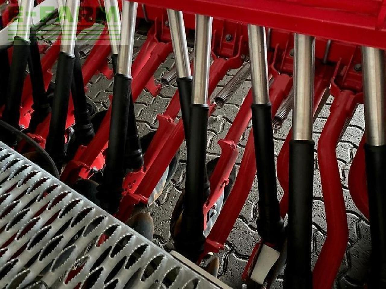 Pöttinger vitasem 3000 - Semoir: photos 5 Pöttinger vitasem 3000 - Semoir: photos 5